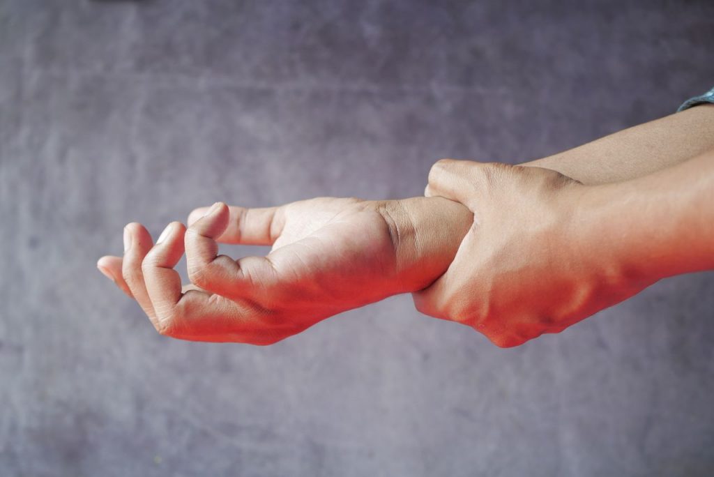 fibromialgia o artrite differenze sintomi.