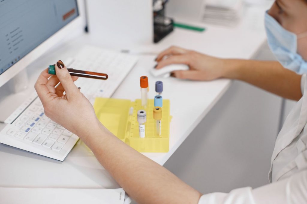 esami fibromialgia: quali analisi del sangue servono